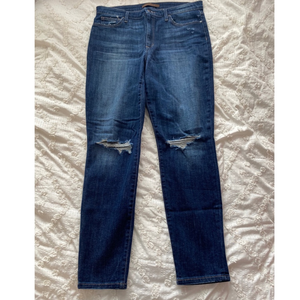 Joe’s || High Rise Distressed Skinny Ankle Jean